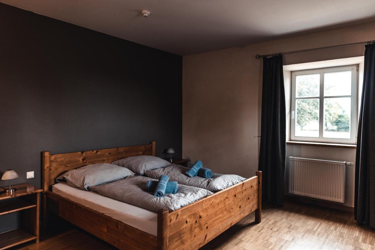 Hotel Cornelyshaff Heinerscheid Bagian luar foto