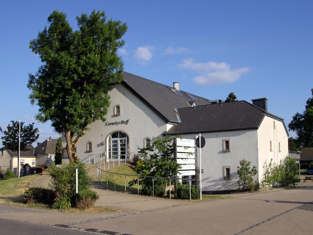 Hotel Cornelyshaff Heinerscheid Bagian luar foto